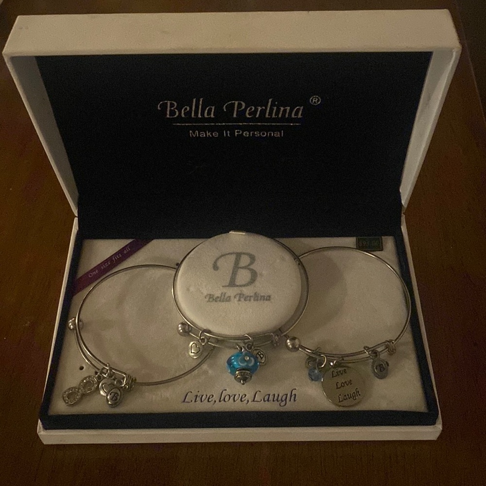 Bella Perlina Bangles in Gift Box